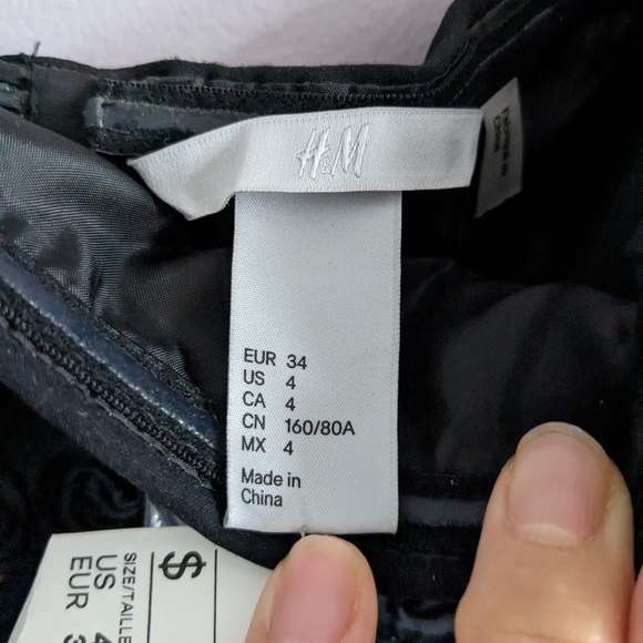 NWT H&M Black Strapless Mini Dress size 4 - Picture 6 of 9